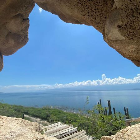 Lago Enriquillo Resort Cerro Al Medio Ngoại thất bức ảnh